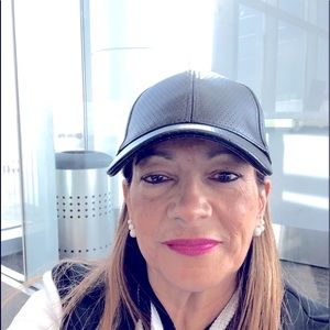 Meet your Posher, Yvonne